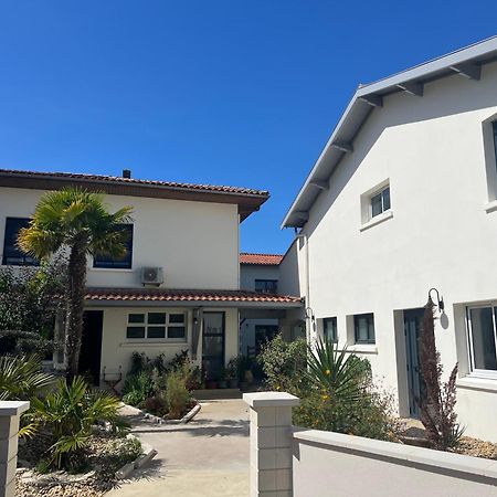 Hotel La Pinede سولاك سور مير المظهر الخارجي الصورة